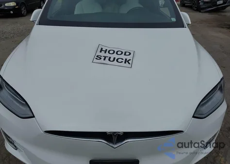 2017 Tesla Model X 100D/75D/90D z USA, uszkodzony, nr VIN 5YJXCBE22HF076523